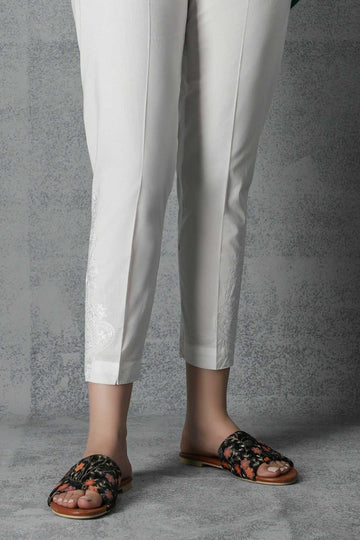 Khaadi Pearl Beauty  X Esra 2020